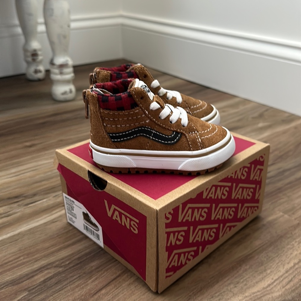 COPY - Toddler Vans Shoes Size 4